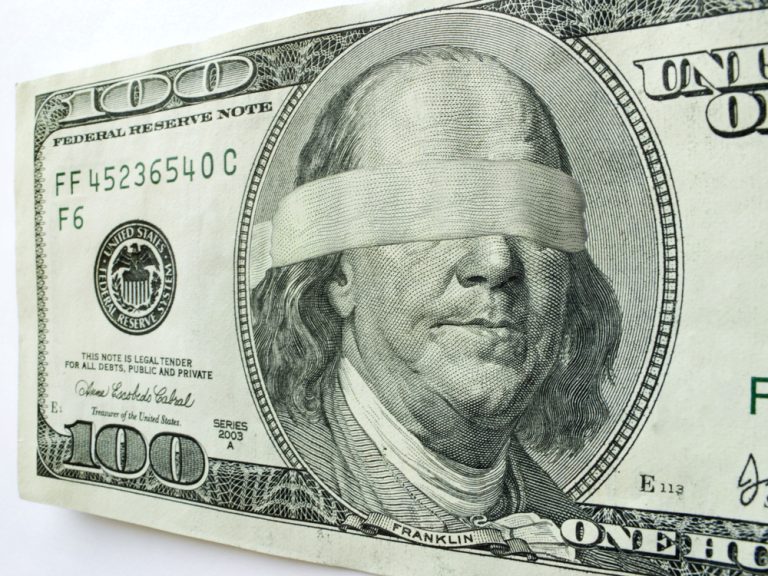 This,Photo,Illustration,Of,Ben,Franklin,Wearing,A,Blindfold,On